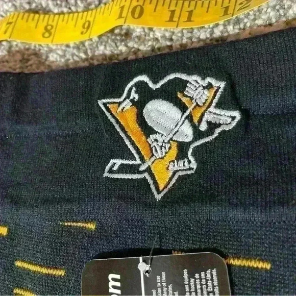 Pittsburgh Penguins Women's Leggings Size Small Official Licensed Product Knit - Picture 7 of 11